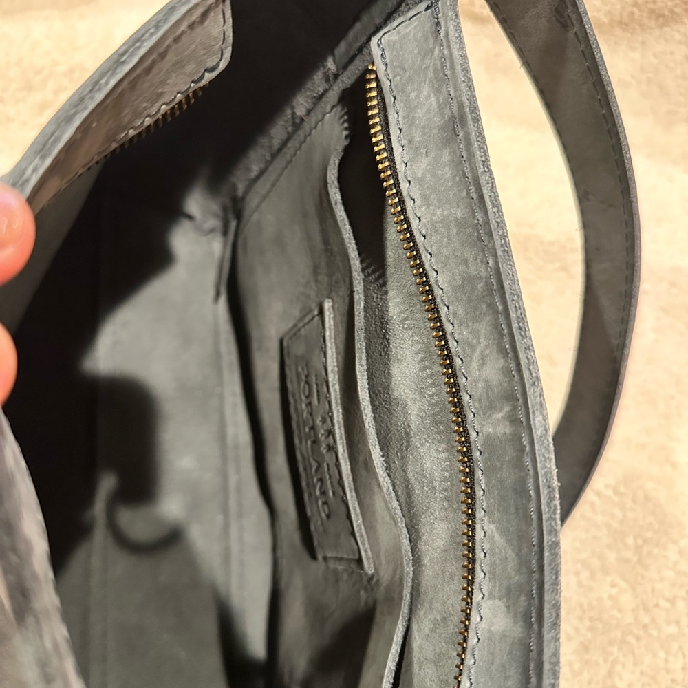 Portland Leather Triangle Bag - Picture 6 of 6